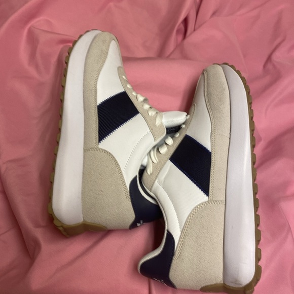 Women’s Nautica Sneakers with NAVTech Comfort - 10M - Picture 7 of 7